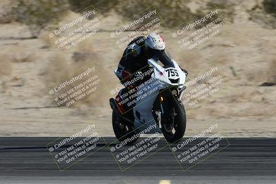 media/Dec-07-2025-CVMA (Sun) [[3e7d2de5dc]]/Race 8-Middleweight Shootout/